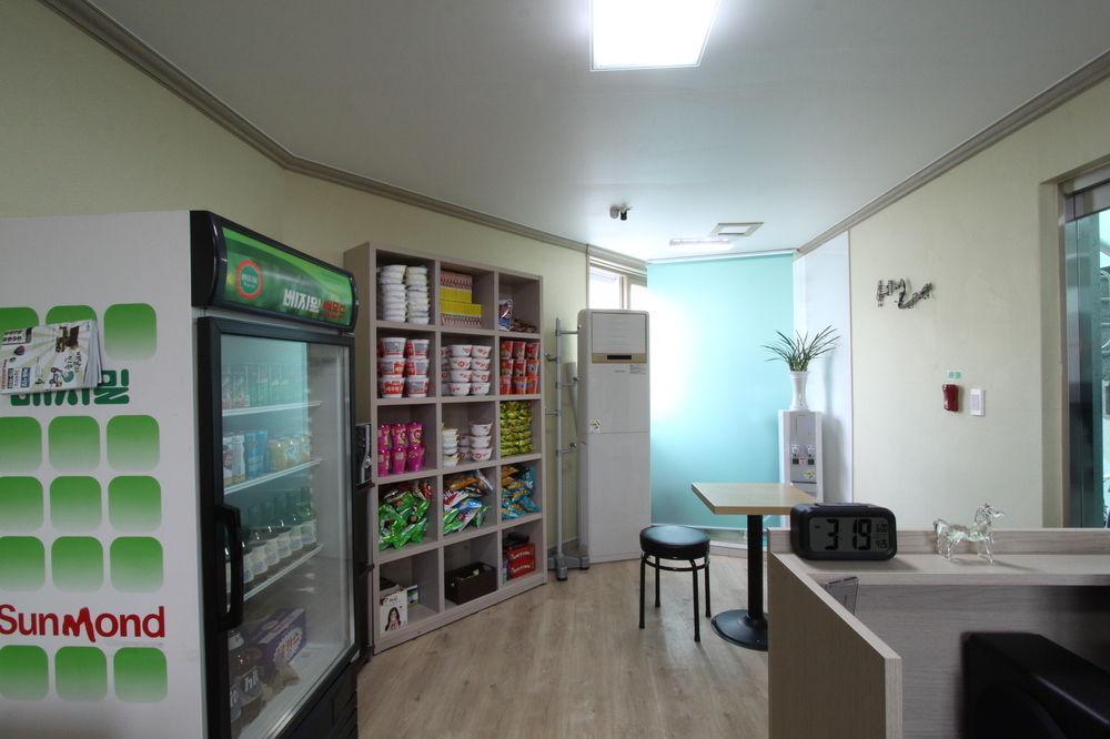 Hostel Dahyun & Guesthouse Гиеонгджу Екстериор снимка