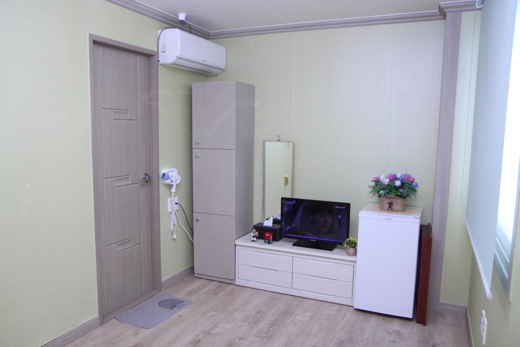 Hostel Dahyun & Guesthouse Гиеонгджу Екстериор снимка