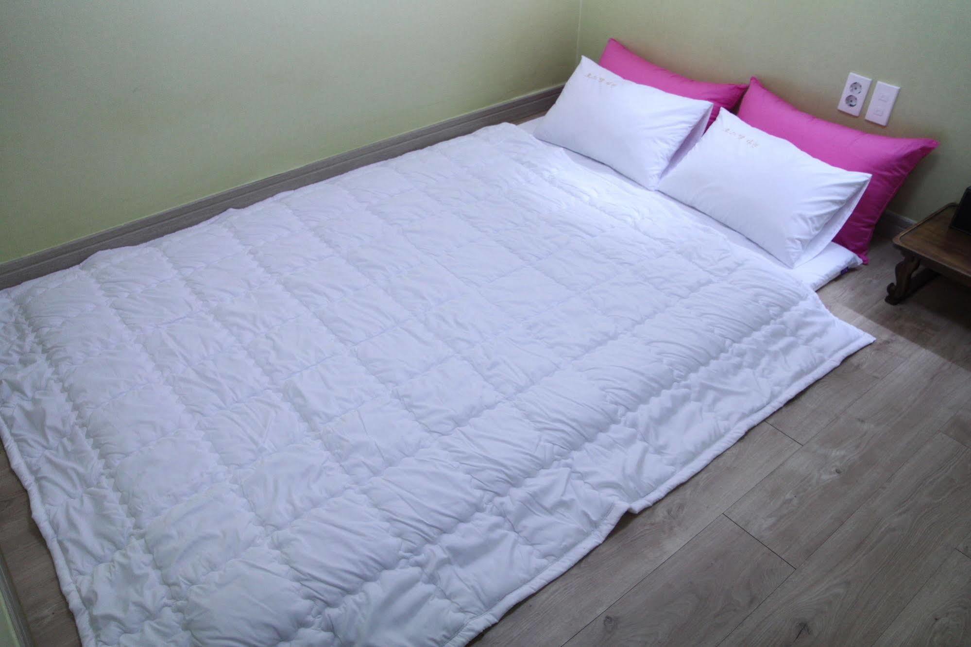 Hostel Dahyun & Guesthouse Гиеонгджу Екстериор снимка