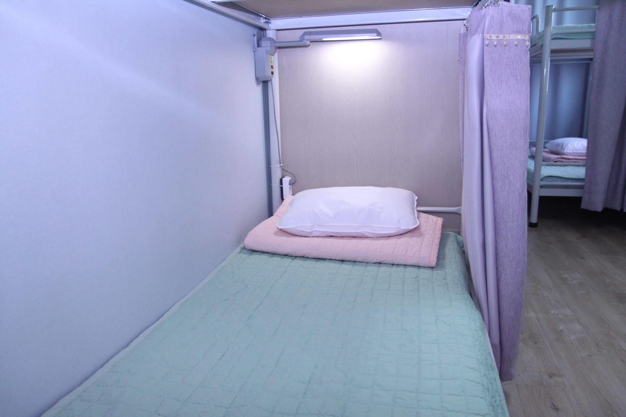 Hostel Dahyun & Guesthouse Гиеонгджу Екстериор снимка