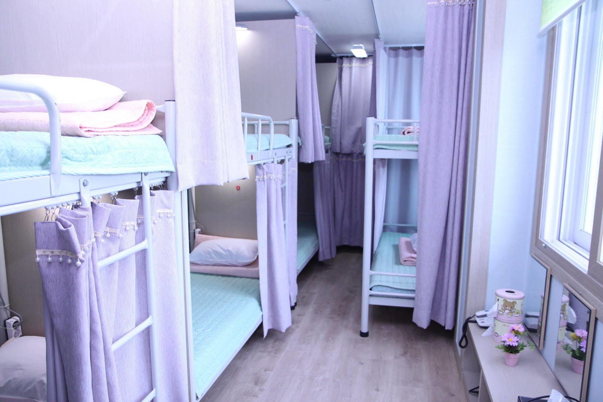 Hostel Dahyun & Guesthouse Гиеонгджу Екстериор снимка