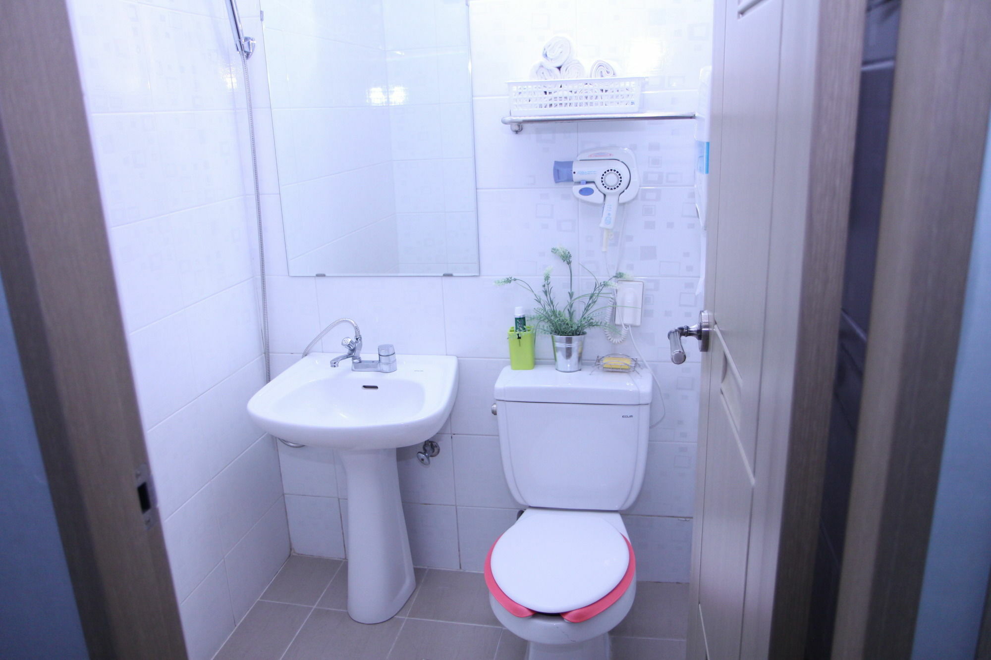 Hostel Dahyun & Guesthouse Гиеонгджу Екстериор снимка